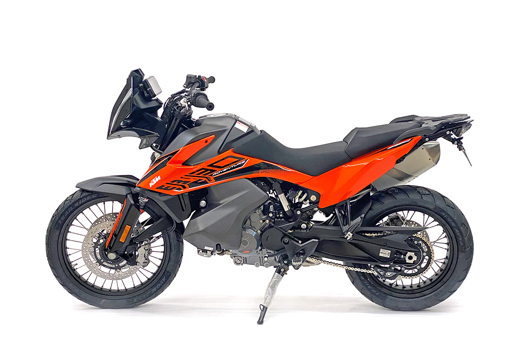Soporte de matrícula alpha Technik para KTM 790 Adventure, 890 Adventure y 890 SM T