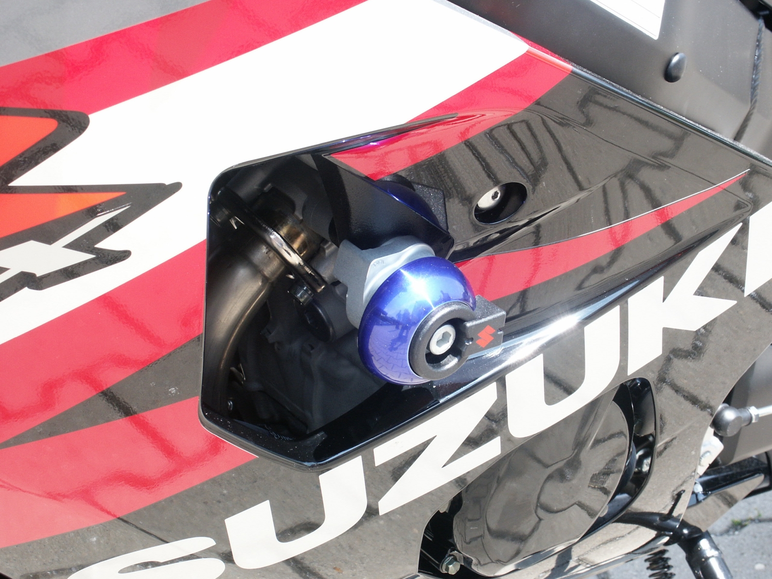 Kit de montaje LSL Crash Pad para Suzuki GSX-R600/ GSX-R750, 2004-2005, con adaptador