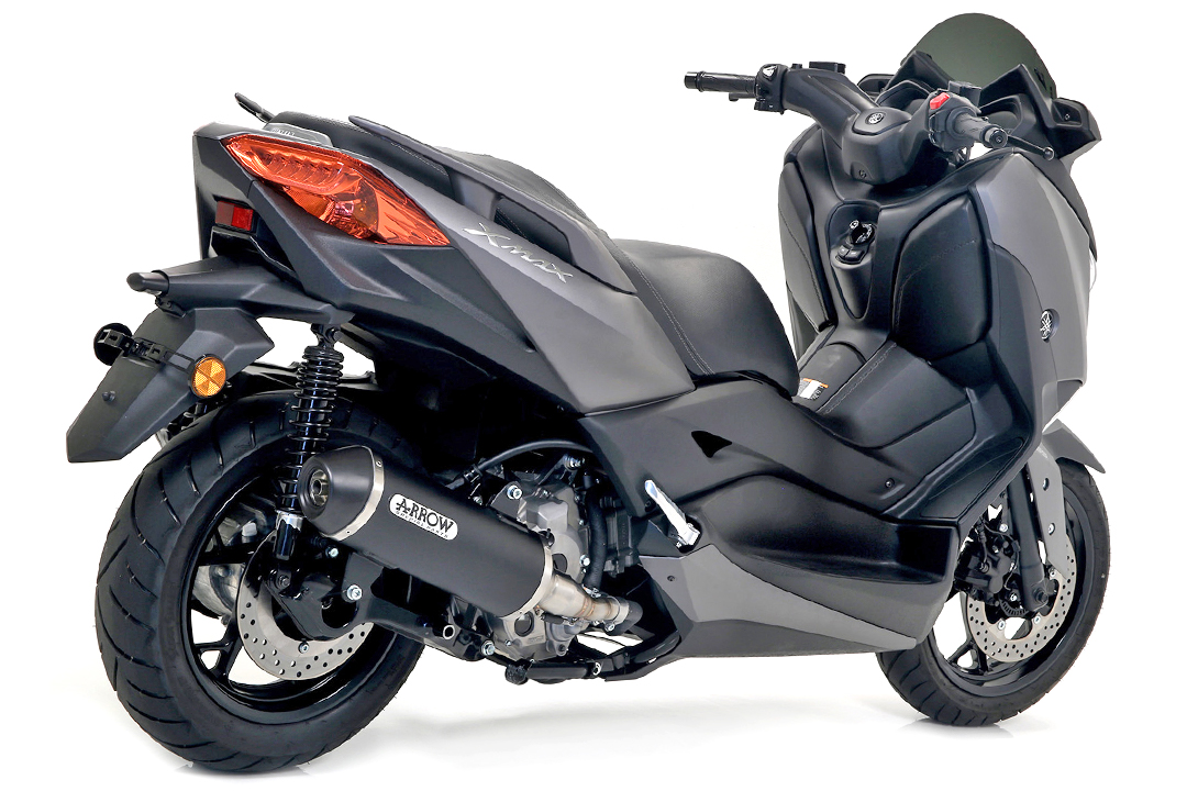 Escape ARROW DARK URBAN para Yamaha X-MAX 300, año del modelo 2017-2020