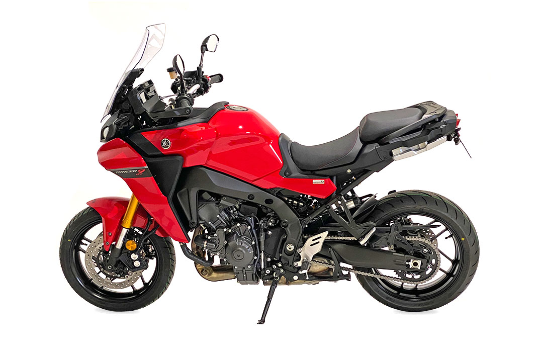 Soporte de matrícula alpha Technik para Yamaha Tracer 9 / GT / Y-AMT / GT Y-AMT, a partir del año modelo 2021-, Tipo RN70 / RN99 / RNA1