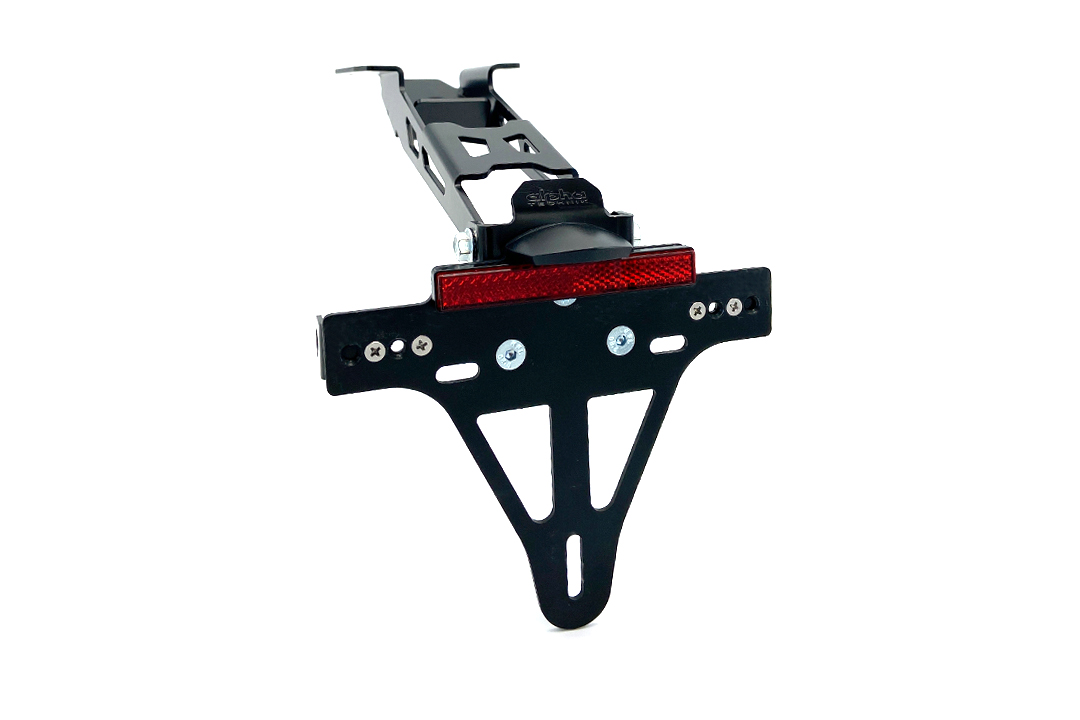 Soporte de matrícula alpha Technik para Yamaha XSR 900 / XSR 900 GP, a partir del año de modelo 2022-