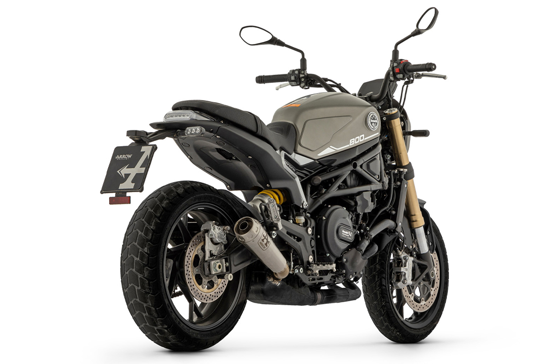 ARROW Escape PRO RACE para Benelli Leoncino 800 a partir del año modelo 2022-
