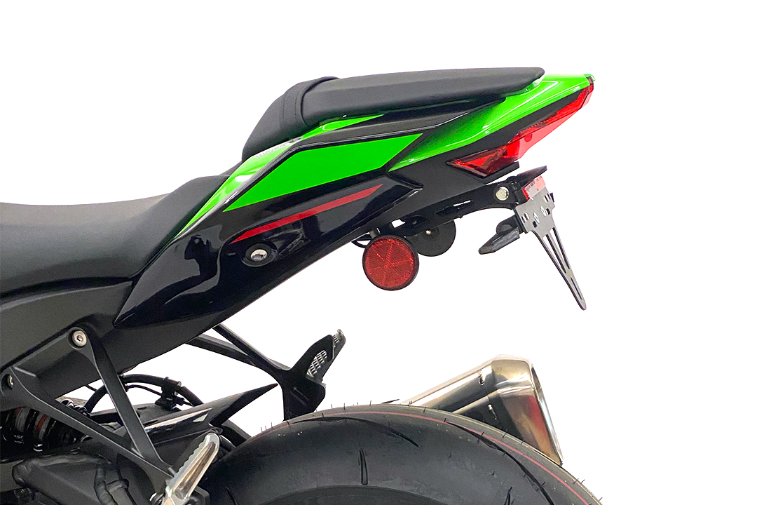 Soporte de matrícula alpha Technik para Kawasaki Ninja ZX-10R a partir del año de modelo 2022-