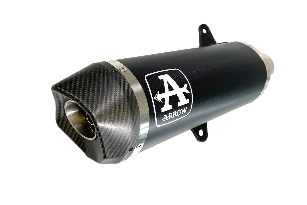 Escape ARROW URBAN con tapa de carbono para Honda Forza 350 / SH350 año del modelo 2021-