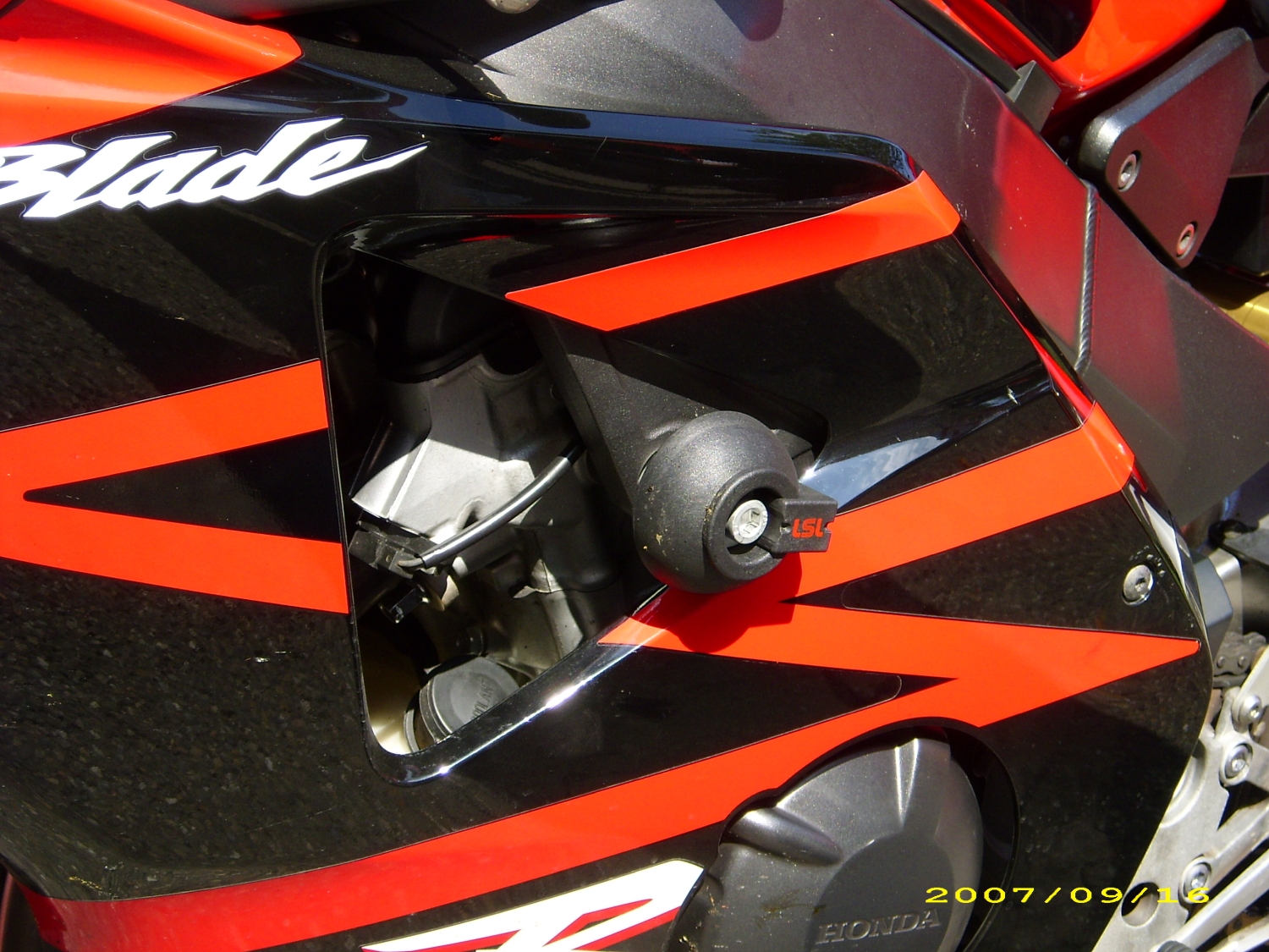 Kit de Fijación de Topes Anticaída LSL para Honda CBR900RR, 2000-2003