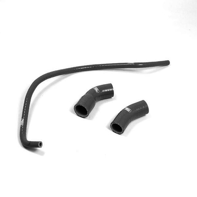 Kit de mangueras de silicona SAMCO SPORT negro para Yamaha MT10 / YZF-R1M año del modelo 2015-2024