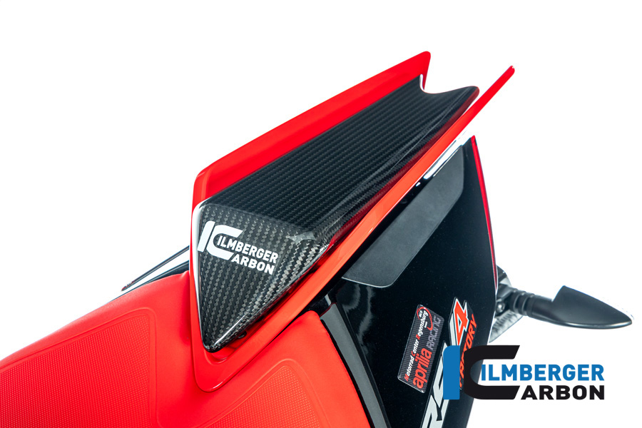 Tapa de colín de pasajero Ilmberger Carbono brillo para Aprilia RSV4 / Tuono V4 2021-