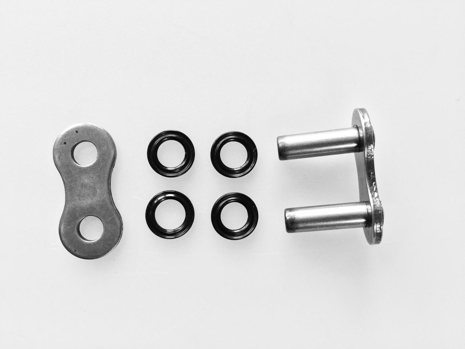Enuma EK Cadena Eslabón de Remache Hueco EK 520SP ThreeD