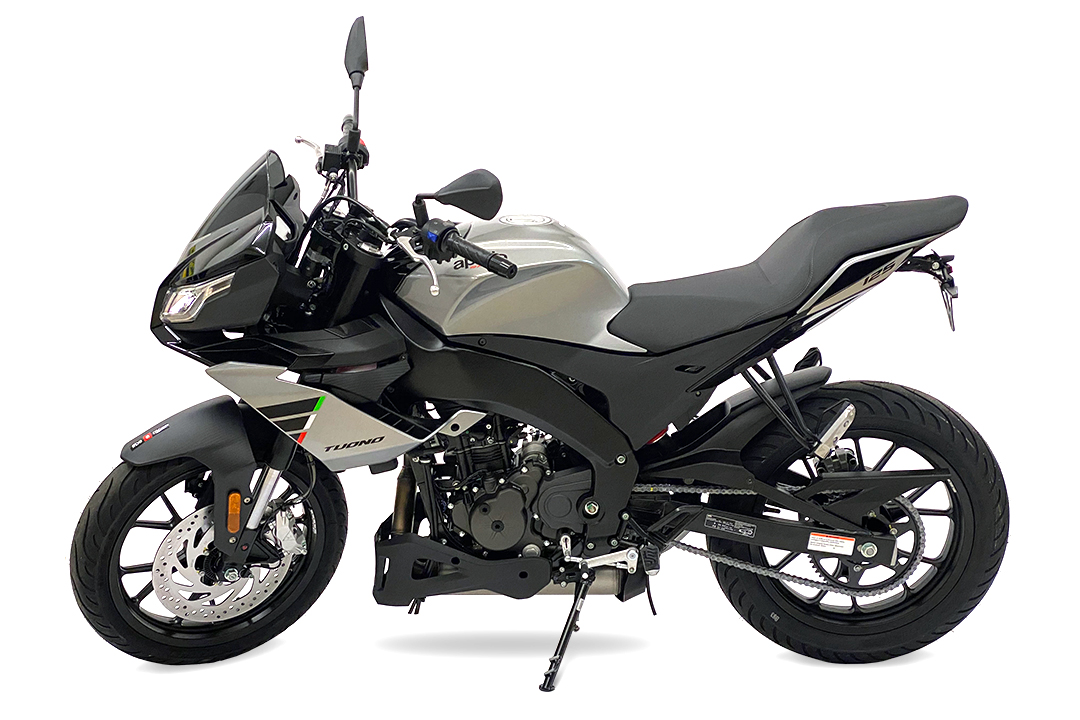 Soporte de matrícula alpha Technik para Aprilia RS125 y Tuono 125, Tipo XA / XT, Año del modelo 2021-