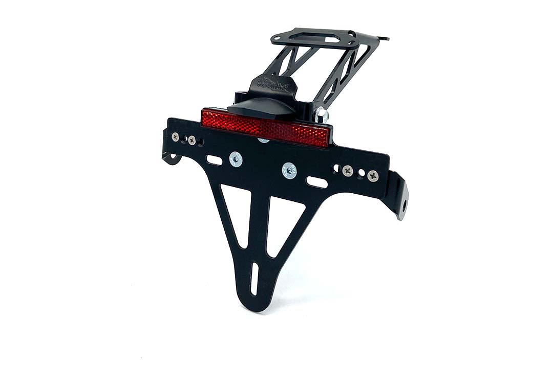 Soporte de matrícula alpha Technik para KTM 790 Duke, año del modelo 2018 - 2020, y 890 Duke, año del modelo 2021-, Tipo KTM 790 Duke
