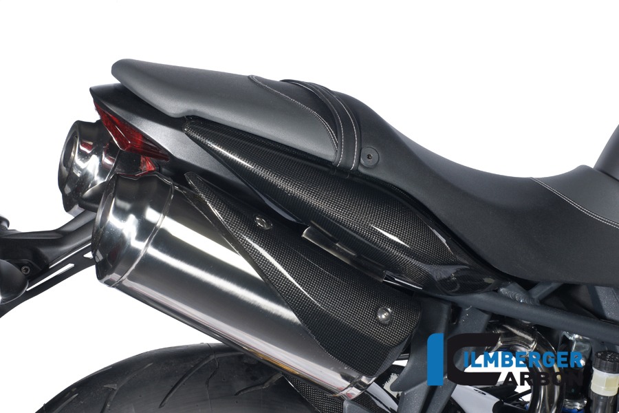 Tapa lateral de carbono Ilmberger bajo el asiento lado derecho, Carbono