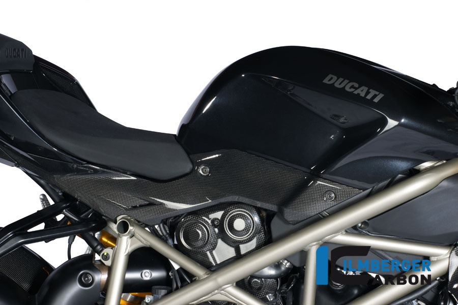 Tapa lateral de carbono Ilmberger bajo el asiento lado derecho, Carbono