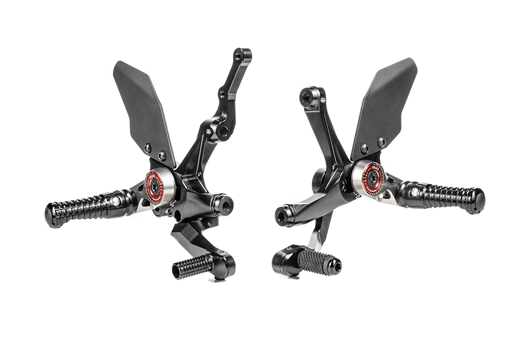 GILLES MUE2 reposapiés para Ducati Streetfighter V2 2022-