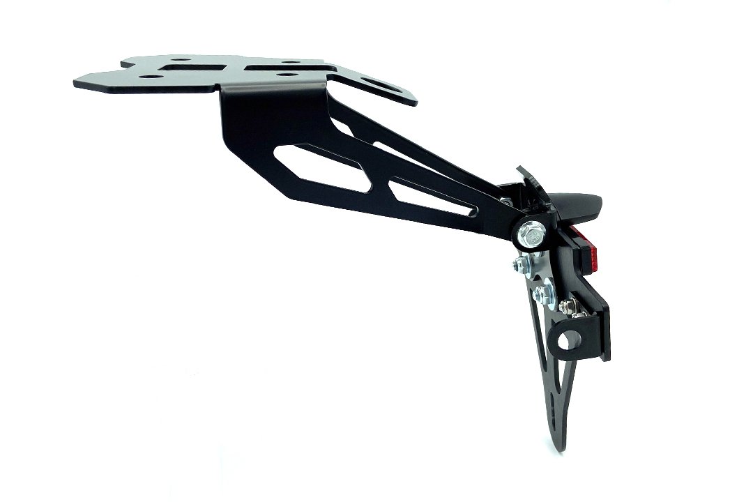 Soporte de matrícula alpha Technik para Suzuki GSX-S1000GT y GSX-S1000GX, Tipo WEK0 / WEK3, Año de modelo 2021-