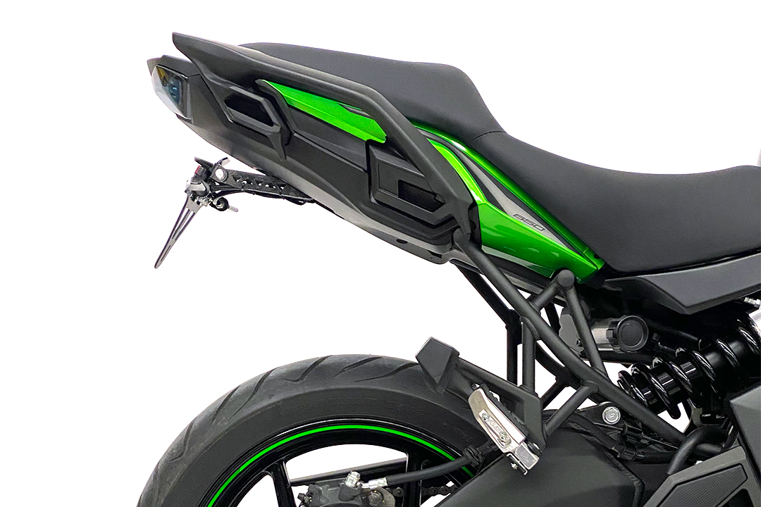 Soporte de matrícula alpha Technik para Kawasaki Versys 650, Tipo LE650E / LE650H / LE650J, a partir del año de modelo 2015-