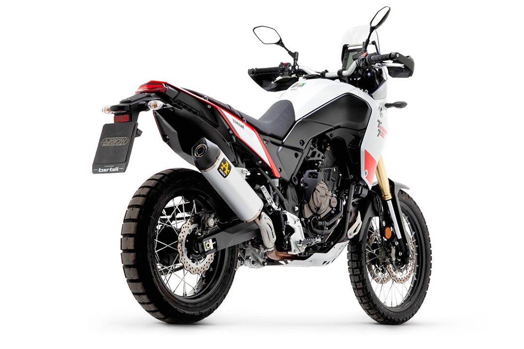 Silenciador ARROW INDY RACE con cubierta de aluminio plateado y tapa de carbono para Yamaha Tenere 700 a partir del año de modelo 2019
