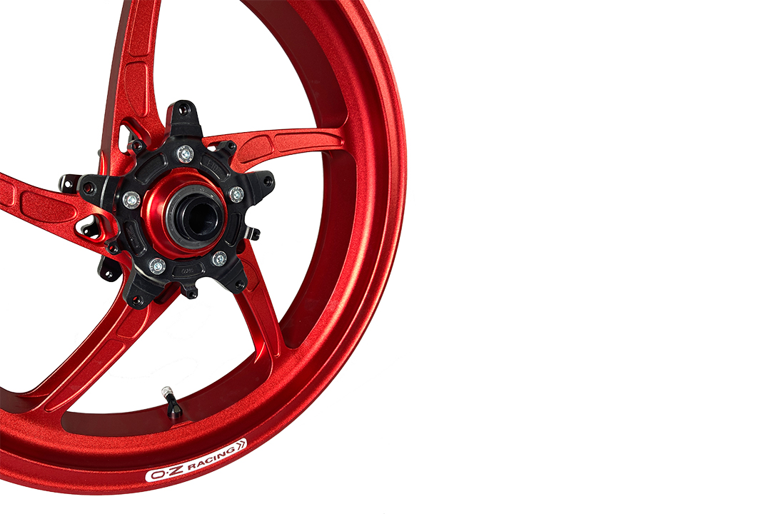 OZ Piega Kit de conversion llantas 17" forjadas en aluminio Yamaha Tenere 700, rojo mate, a partir de 2019
