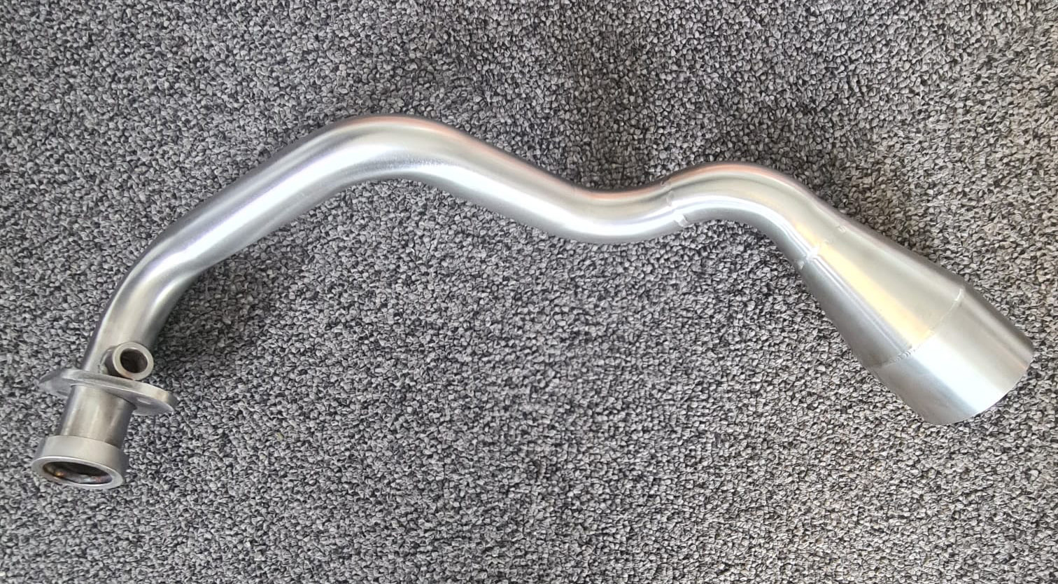 Colector de carreras ARROW para Piaggio Medley 125 2020- / Medley 150 2020-, sin catalizador
