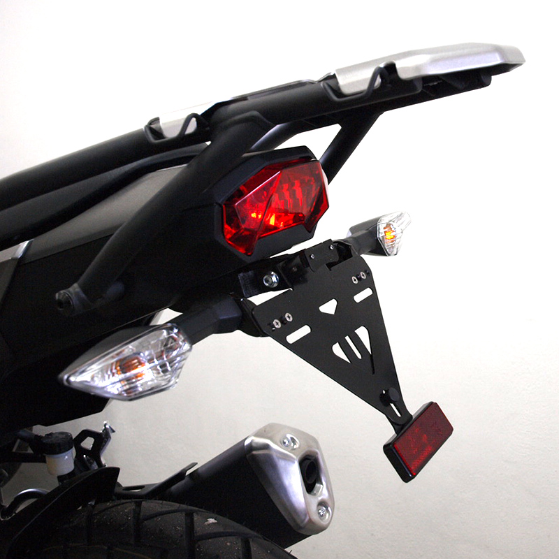 Soporte de matrícula alpha Technik para Kawasaki Versys-X300, ABS; Tipo LE300C; Año del modelo 2017-