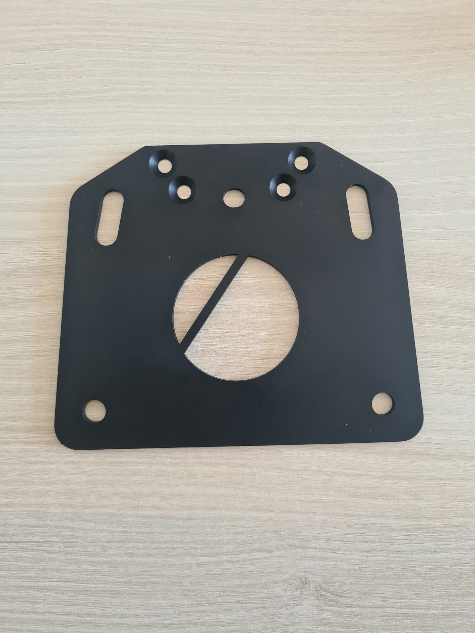 Soporte de matrícula Barracuda para Ducati Monster 600/S2R