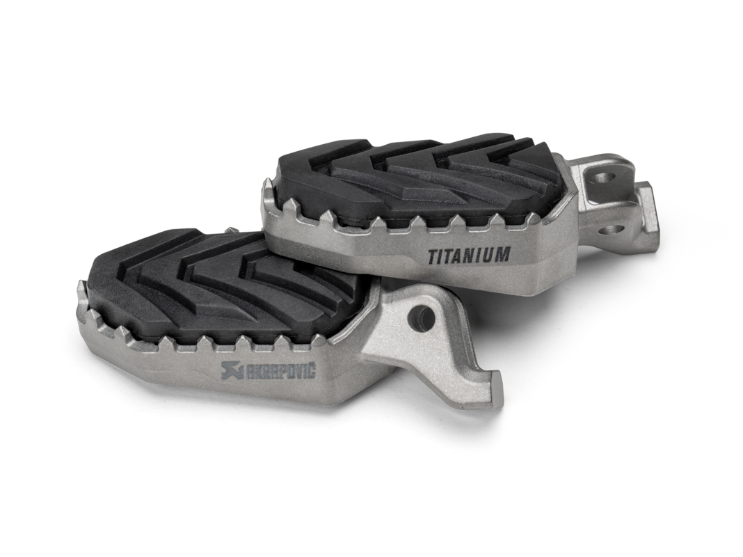 Estriberas Akrapovic Adventure de Titanio para Triumph, Tiger 1200 GT, Rally, modelos Tiger 800 X, Tiger 850, 900, Tiger Sport 660