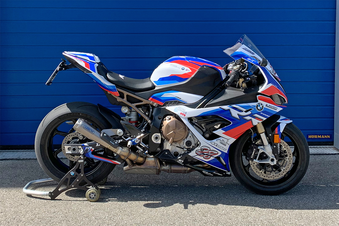 Soporte de Matrícula alpha Technik de Aluminio Fresado con Contorno para BMW S1000RR; TIPO 2R99; Año de Modelo 2019-