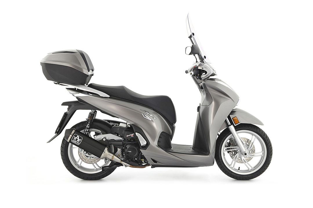 Silenciador ARROW URBAN para Honda Forza 350 / SH350 2021-, aluminio negro con tapa final de acero inoxidable negro