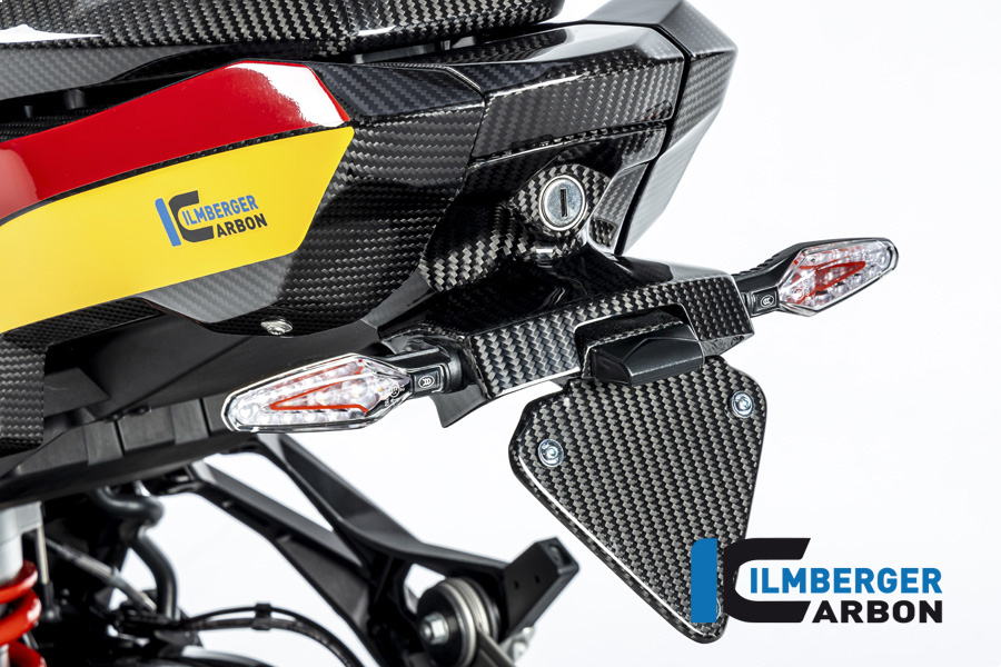 Soporte de matrícula de carbono Ilmberger (versión corta), brillante, BMW S1000XR 2020-