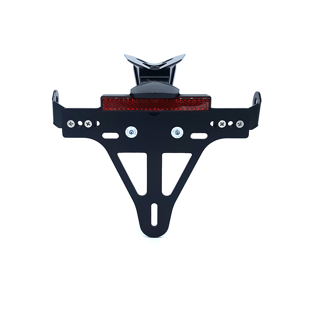 Soporte de matrícula alpha Technik para Yamaha YZF-R1, YZF-R1M; Tipo RN32, RN49, RN65; Año del modelo 2015-