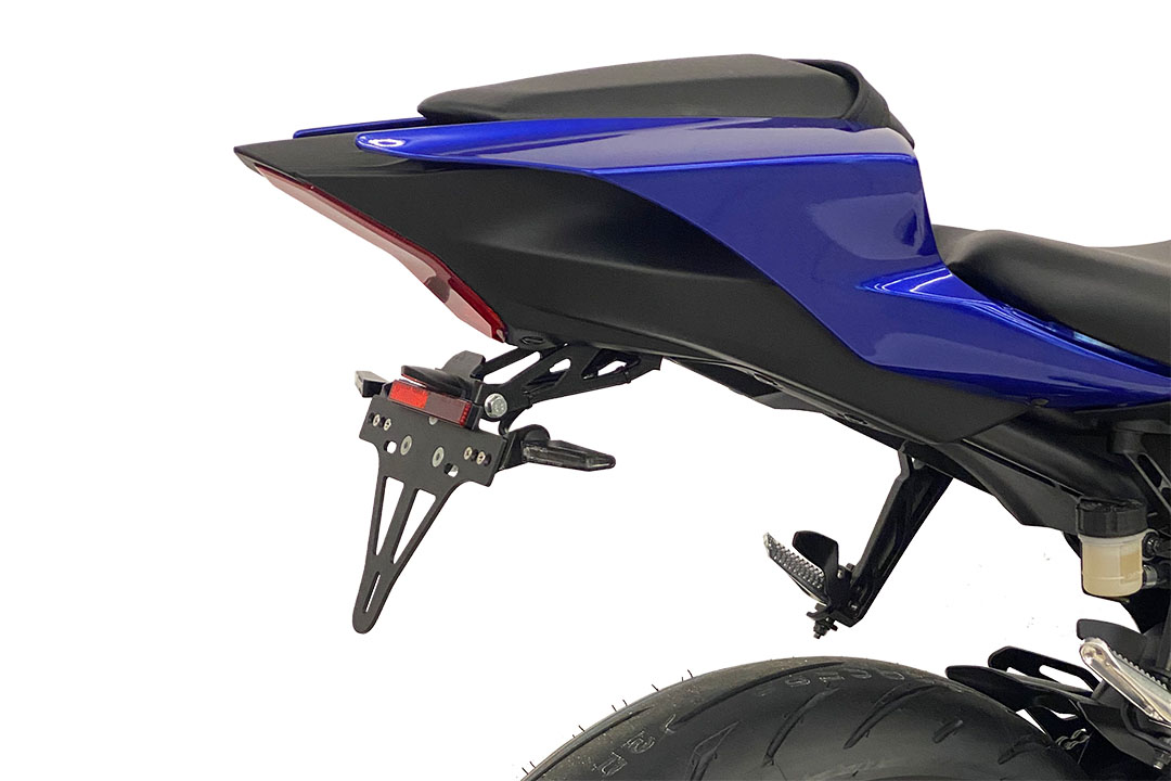 Soporte de matrícula alpha Technik para Yamaha R7 a partir del año modelo 2022-, Tipo RM39 / RM40