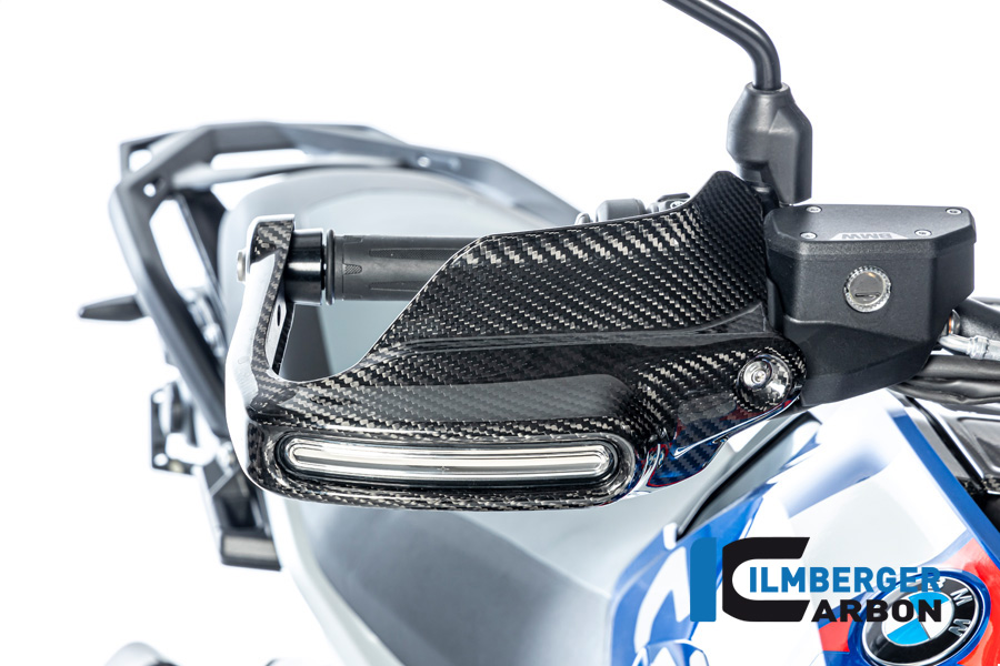 Protector de mano grande de carbono Ilmberger con soporte para luz de intermitente lado derecho, brillante, BMW R1300GS 2023-