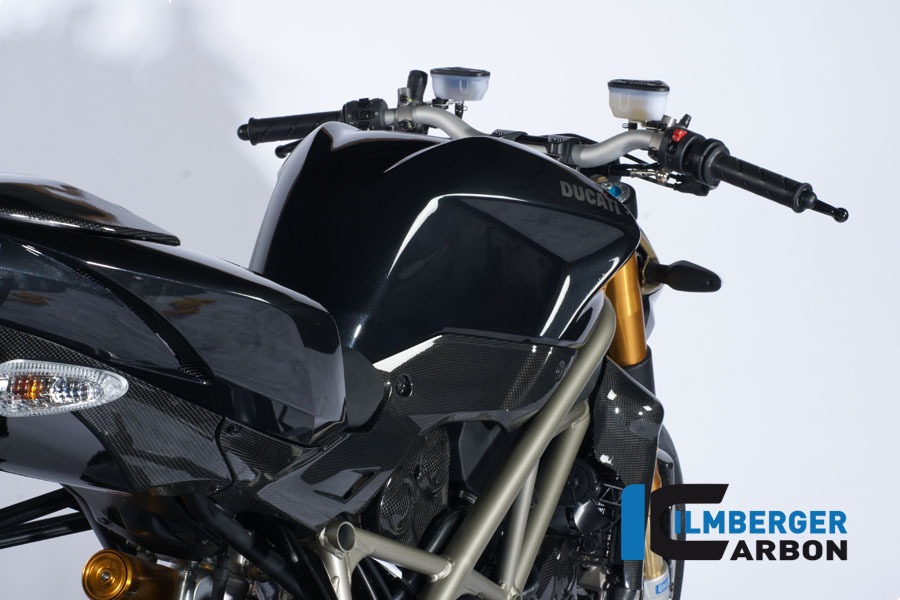 Tapa lateral de carbono Ilmberger bajo el asiento lado derecho, Carbono