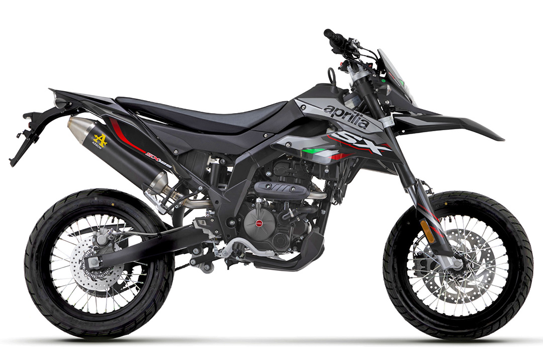 ARROW Escape DARK THUNDER Aluminio negro para Aprilia RX125 / SX125 Año del modelo 2021-2023