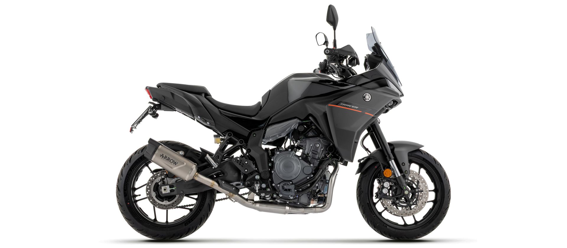 Nuevas ARROW sistema de escapen para modelos actuales de Yamaha