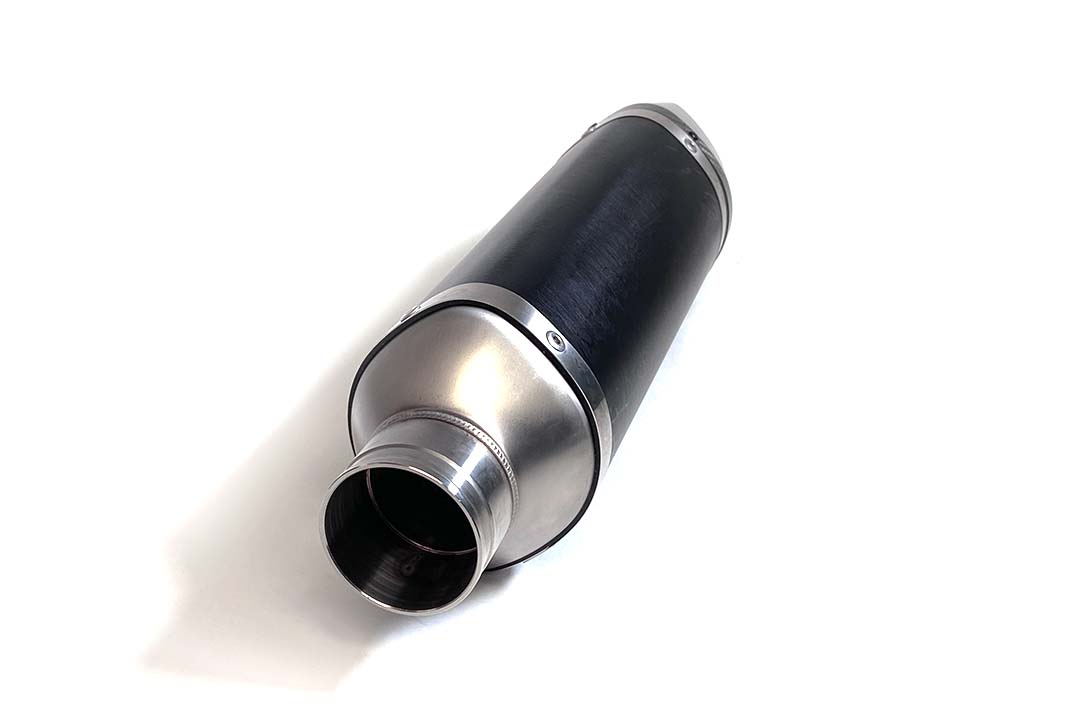 Escape ARROW DARK THUNDER para Yamaha MT07 / Tracer 700 2014-2020, aluminio negro con tapa final de carbono (Solo con colector ARROW)