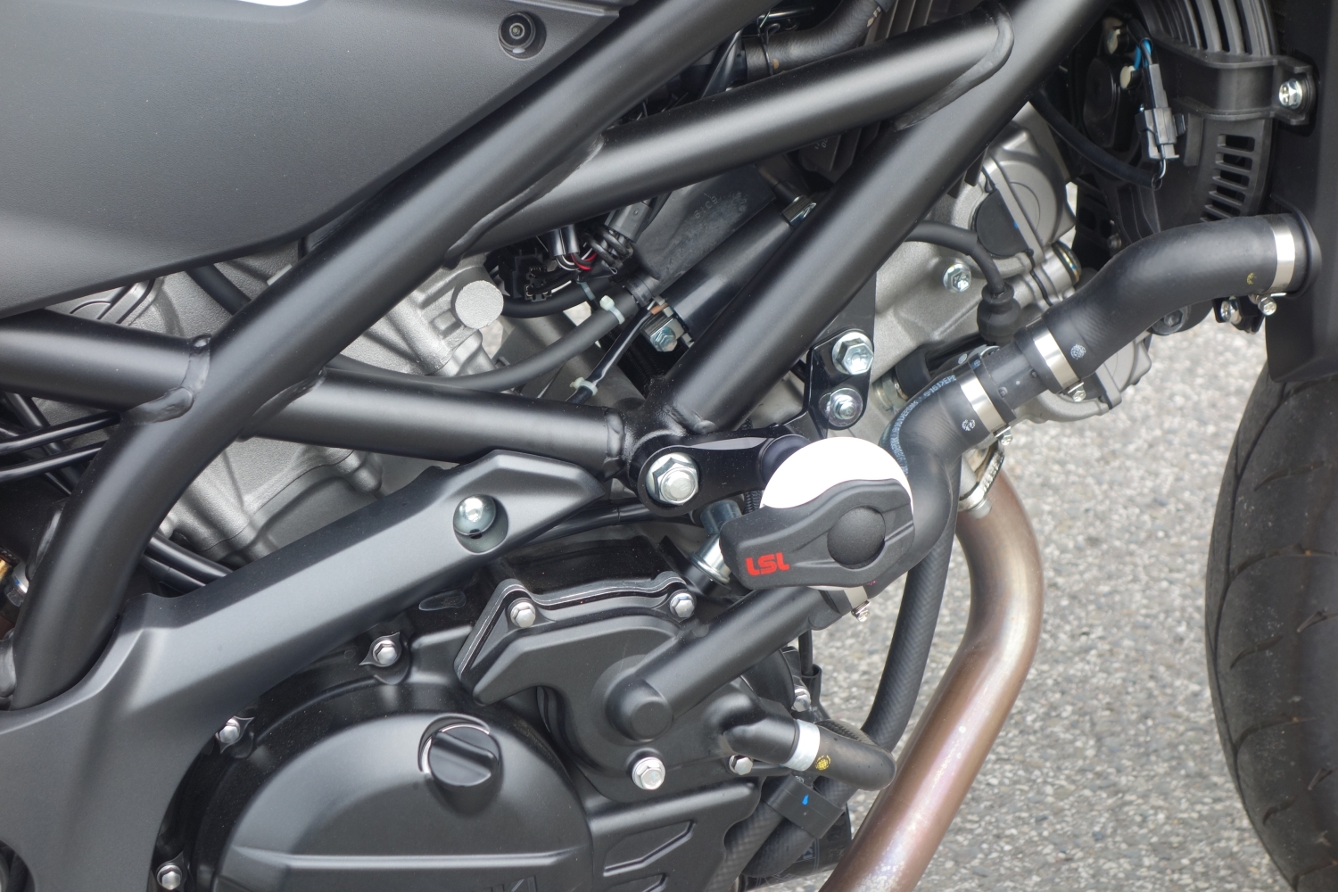 LSL Kit de Montaje de Topes Anticaída para Suzuki SFV650 Gladius, para 2009-2015, SV650, 2016- (RA), negro