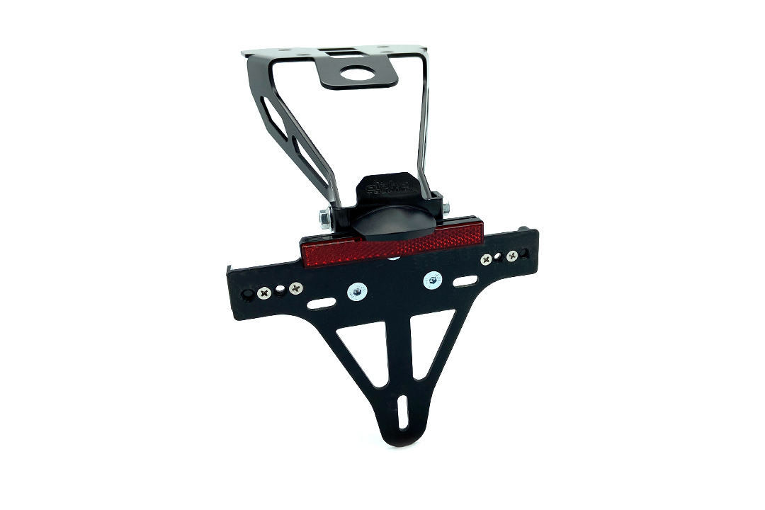 Soporte de matrícula alpha Technik para Suzuki GSX-S1000GT y GSX-S1000GX, Tipo WEK0 / WEK3, Año de modelo 2021-