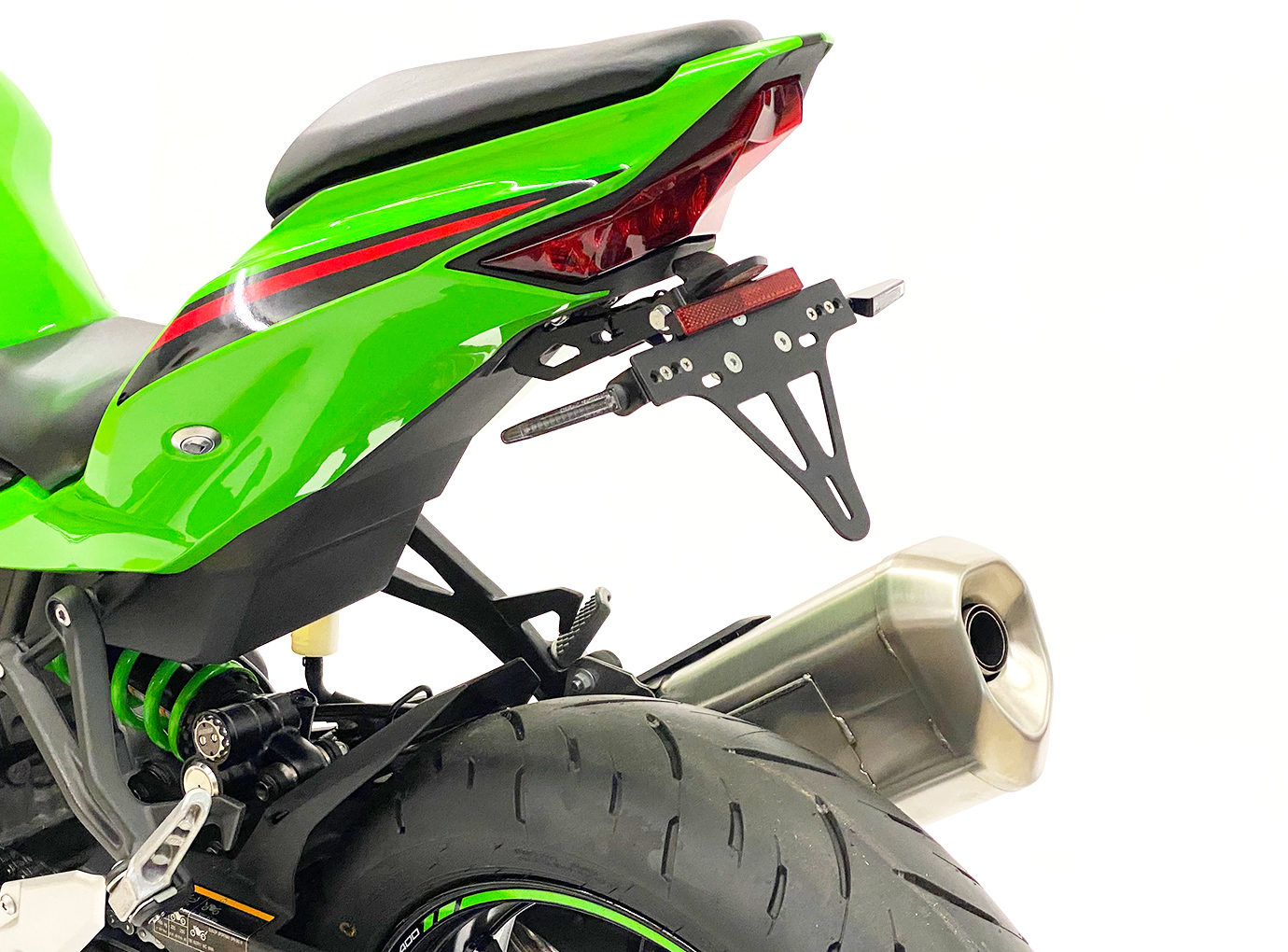 Soporte de matrícula alpha Technik para Kawasaki Ninja ZX4-R / ZX-4RR, año de modelo 2024-