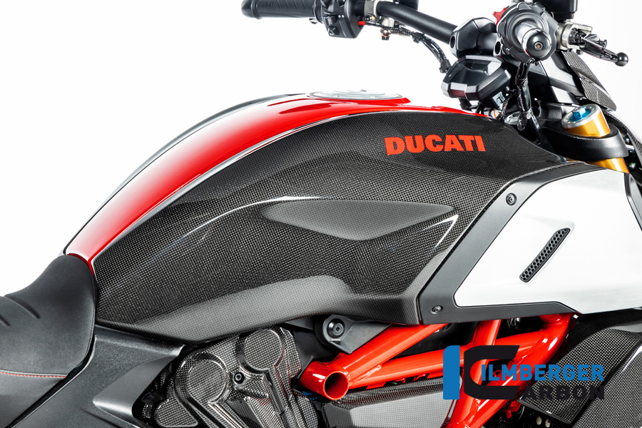 Ilmberger Carbon Cubierta del depósito de gasolina lado derecho, brillante, Ducati Diavel 1260 , 2019-