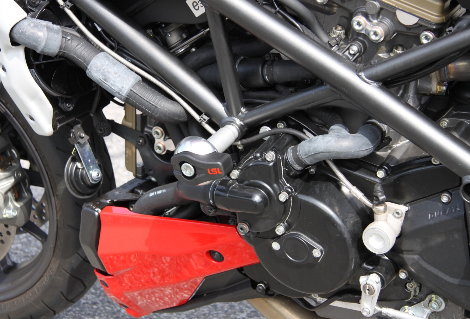 Kit de montaje LSL Crash Pad, para Ducati Streetfighter/Multistrada 1200