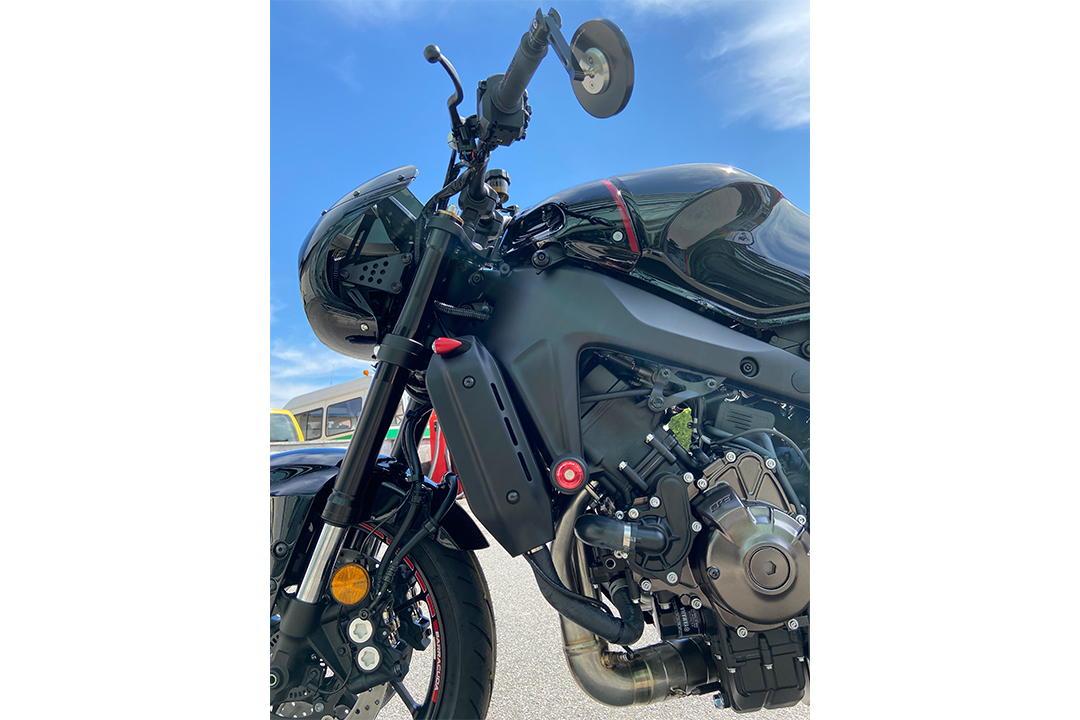 Topes anticaída Barracuda para Yamaha MT-09 año del modelo 2021- / XSR900 año del modelo 2022-