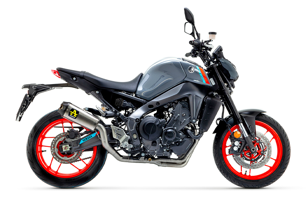 Escape ARROW WORKS para Yamaha MT09 2021-, Titanio y Carbono