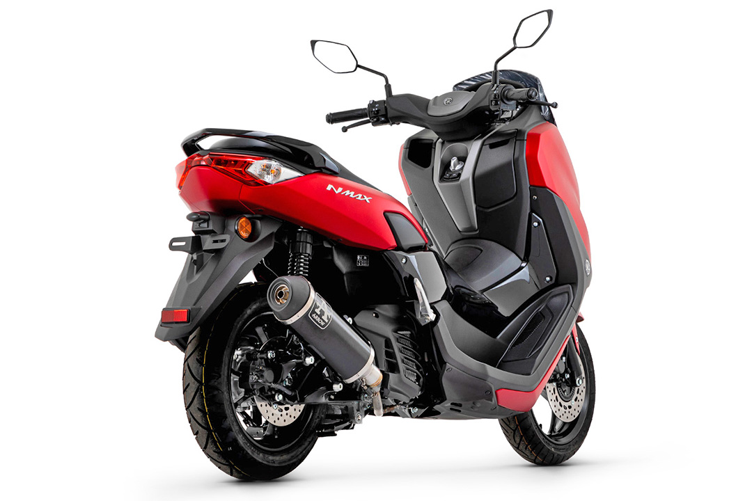 Escape ARROW DARK URBAN para Yamaha NMAX 125 año del modelo 2021-2022