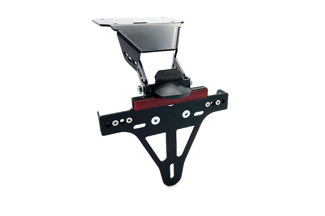 Soporte de matrícula alpha Technik para Yamaha YZF-R3 / YZF-R3A / MT-03 / MTN320-A Año del modelo 2015-
