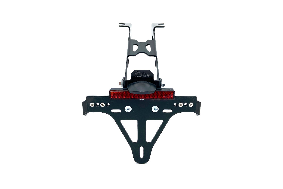 Soporte de matrícula alpha Technik para Yamaha MT-09 / MT-09 SP, Tipo RN69 / RN82 / RN83, a partir del año de modelo 2021-
