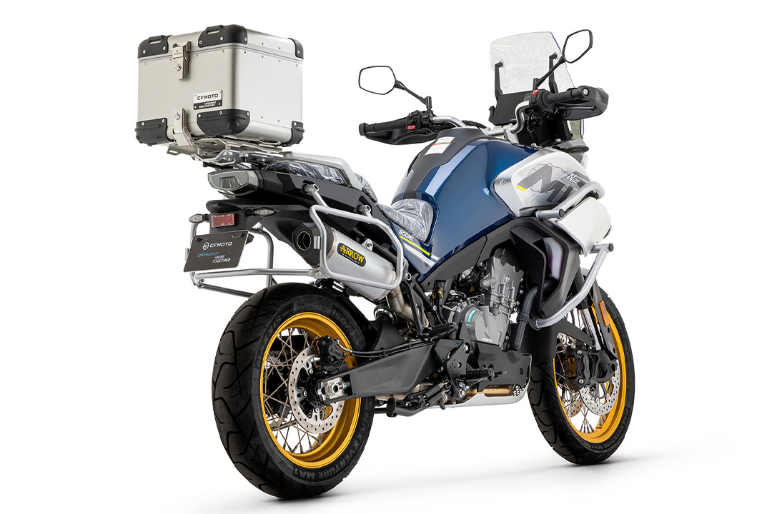 ARROW Escape RACE-TECH Aluminio para CF Moto 800 MT Sport / Touring Año del modelo 2022-
