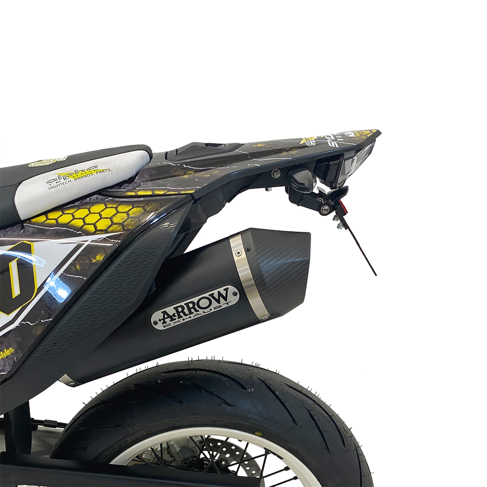 Soporte de matrícula alpha Technik para KTM 690SMC R; Tipo KTM690LC4; Año del modelo 2019-