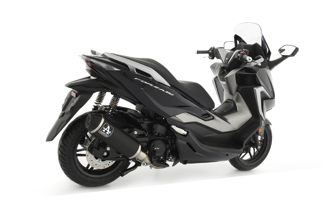 Silenciador ARROW URBAN para Honda Forza 350 / SH350 2021-, aluminio negro con tapa final de acero inoxidable negro