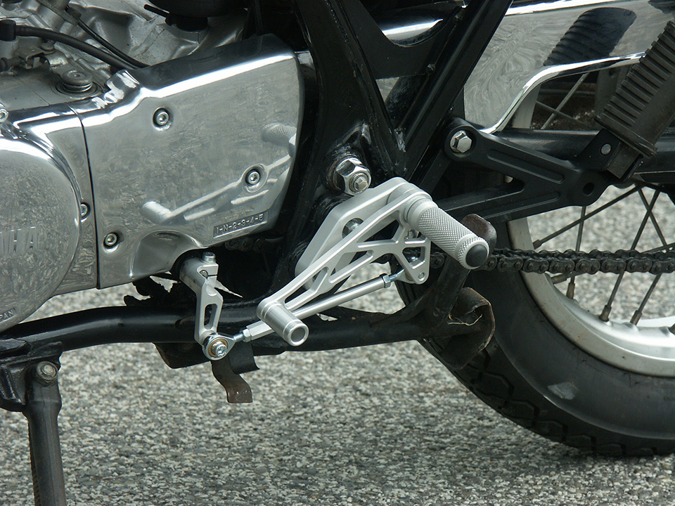 Sistema de estriberas LSL para Yamaha SR500, SR 400, sin estriberas.