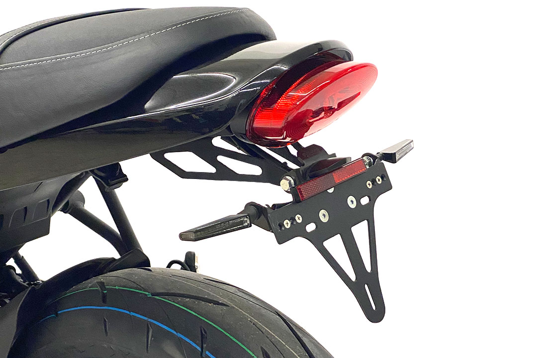 Soporte de matrícula alpha Technik para Kawasaki Z650RS año de modelo 2022-